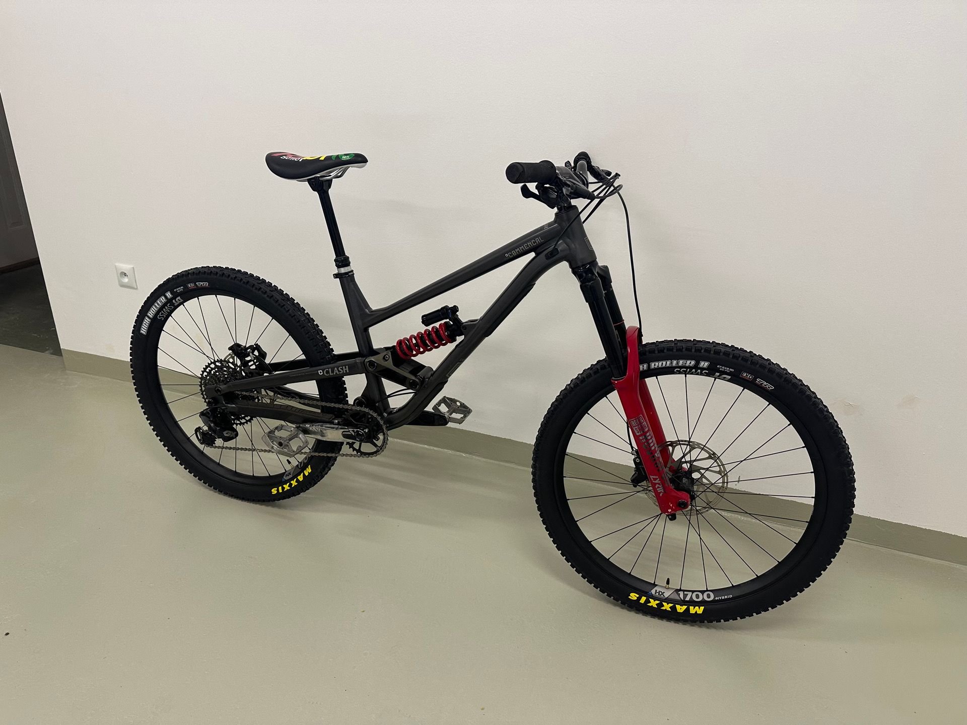 Commencal clash race full suspension bike 2021 sale