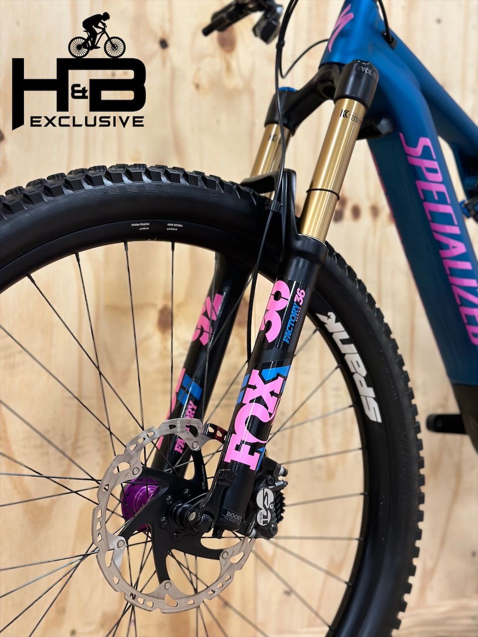 Women's 2024 turbo levo