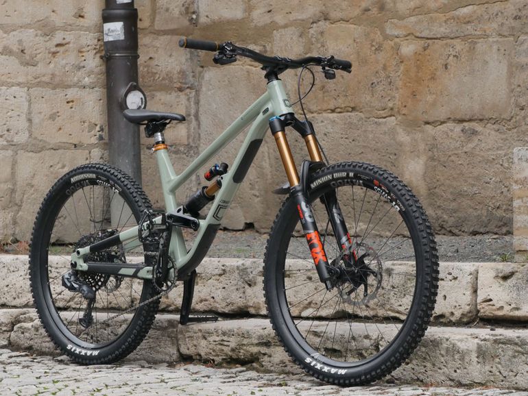 commencal clash frame