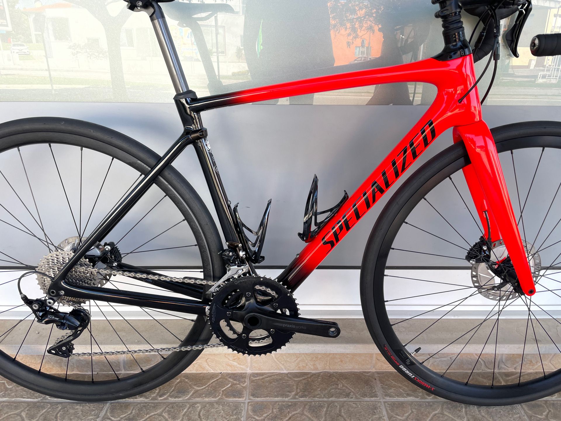 Specialized roubaix deals sport 2018