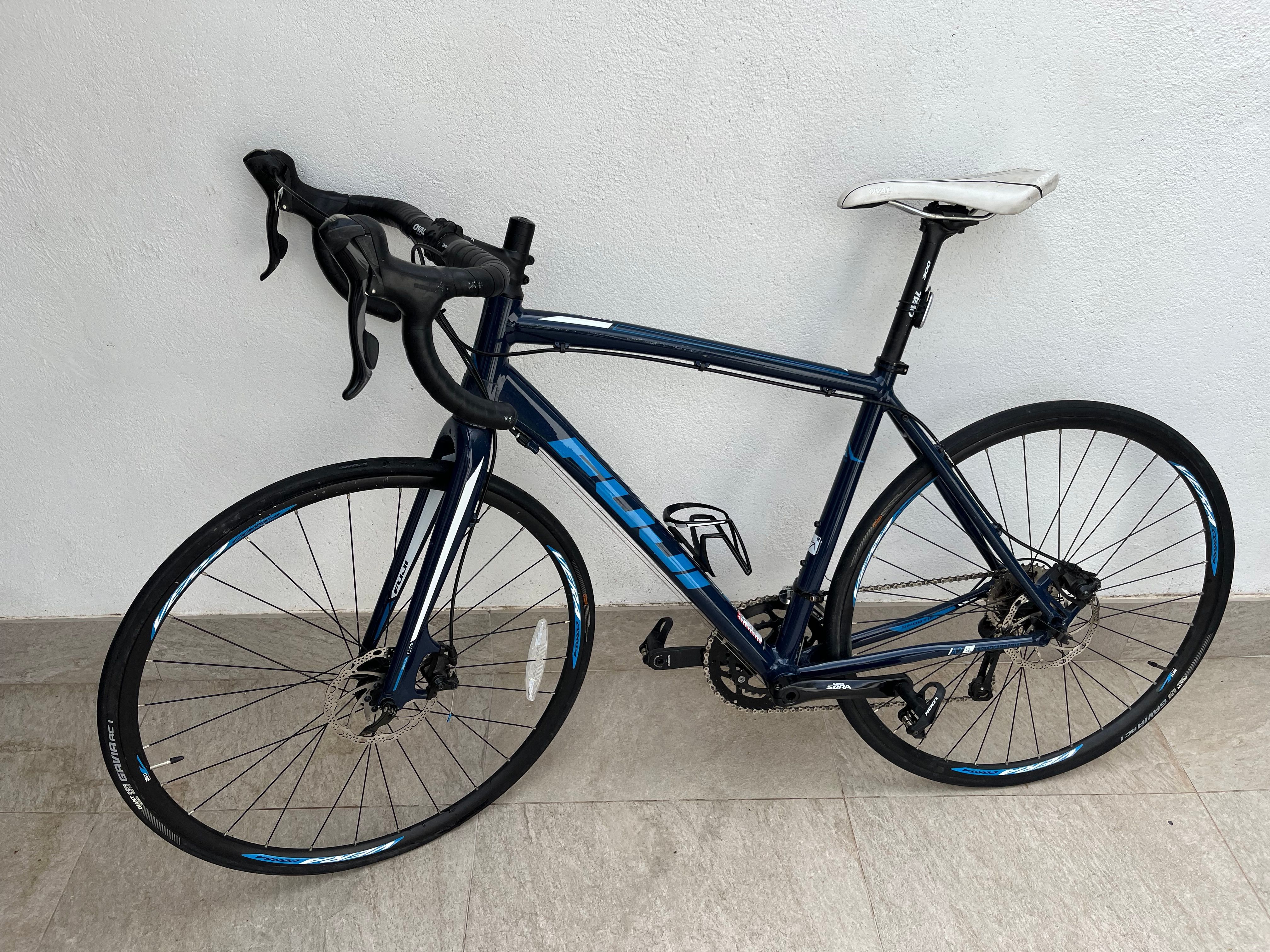 Fuji Sportif 1.7 Disc used in M buycycle