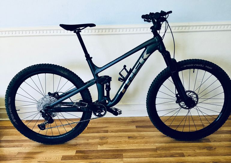 Used Trek Fuel EX 7 Gen 5 2023 Mountainbike, Schwarz, 29 — image 1 of 3
