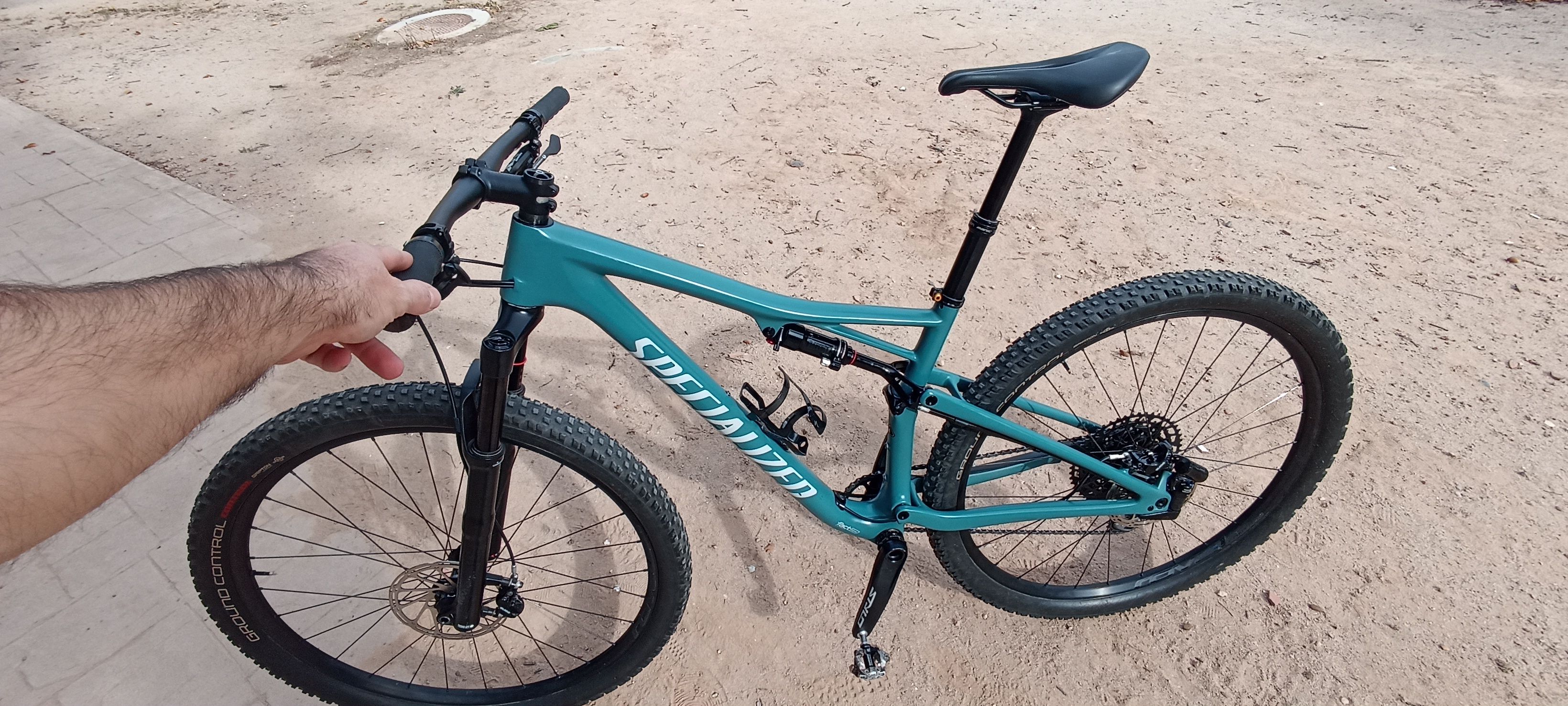 Specialized epic comp evo 29 best sale 2020