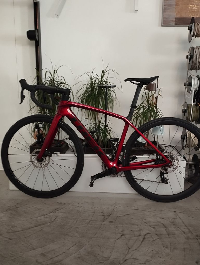 Trek emonda sl6 clearance rage red