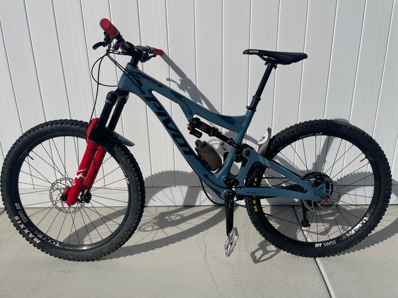 Pivot mach hot sale 6 carbon 2018