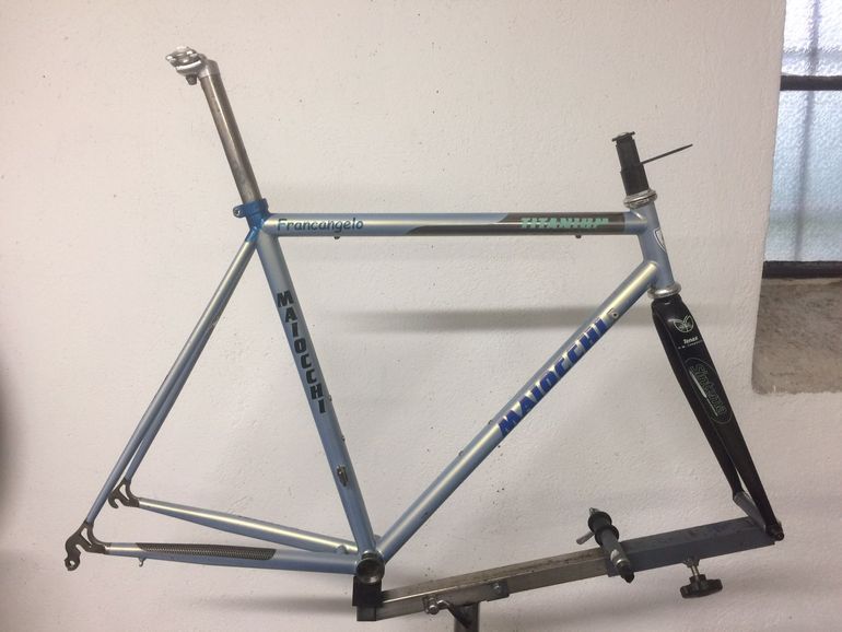 Used Custom Amadeus Titanium Frameset 2000 Road & Gravel, Hellgrau — image 1 of 18