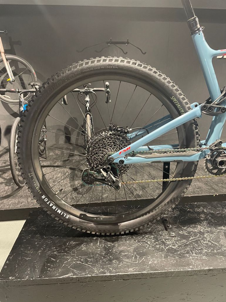 stumpjumper expert carbon 2018