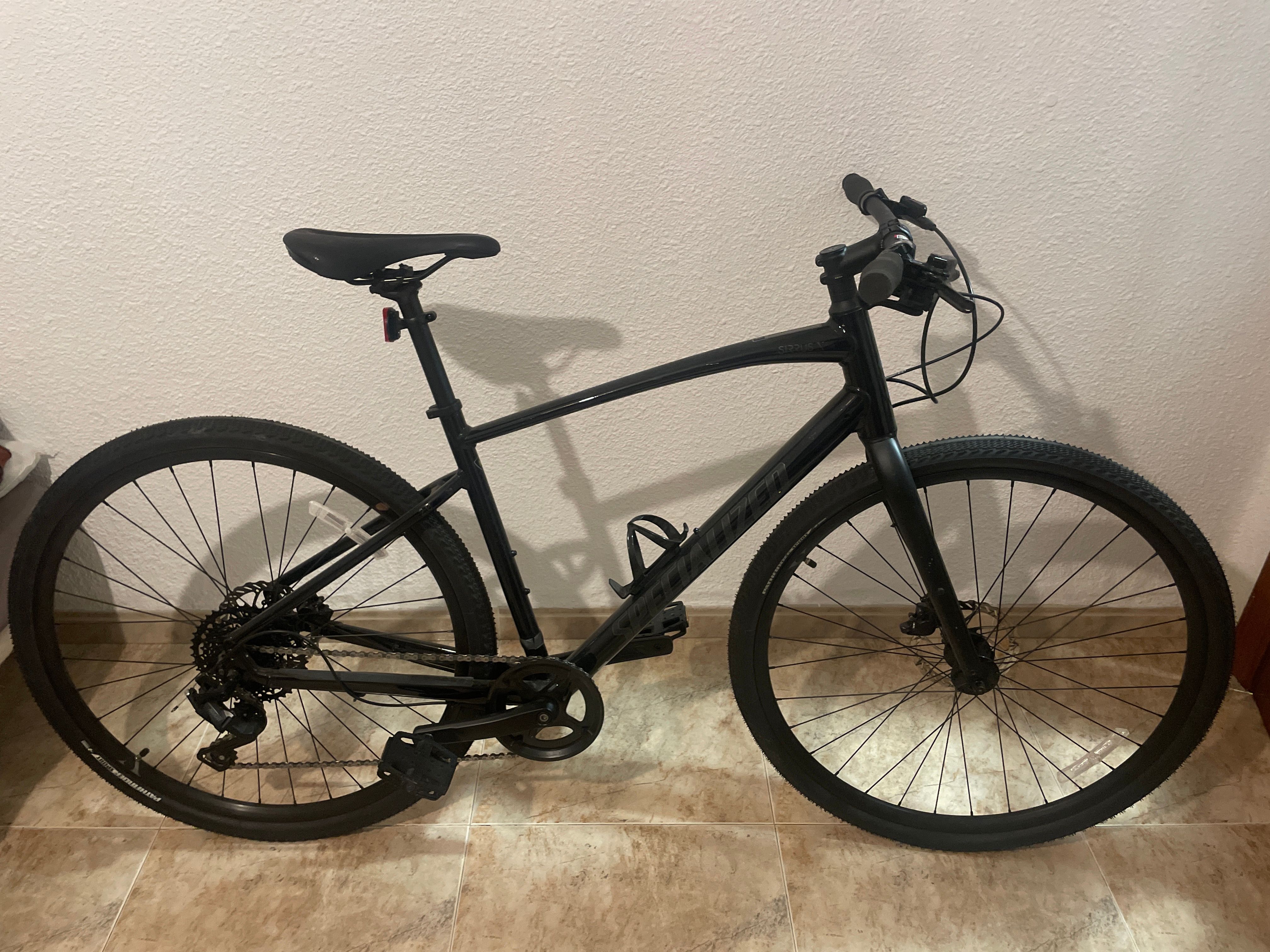 Specialized Sirrus X 2.0 utilizado en M buycycle