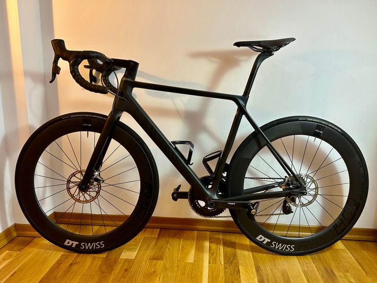 Canyon ultimate cf slx disc best sale 9.0 di2