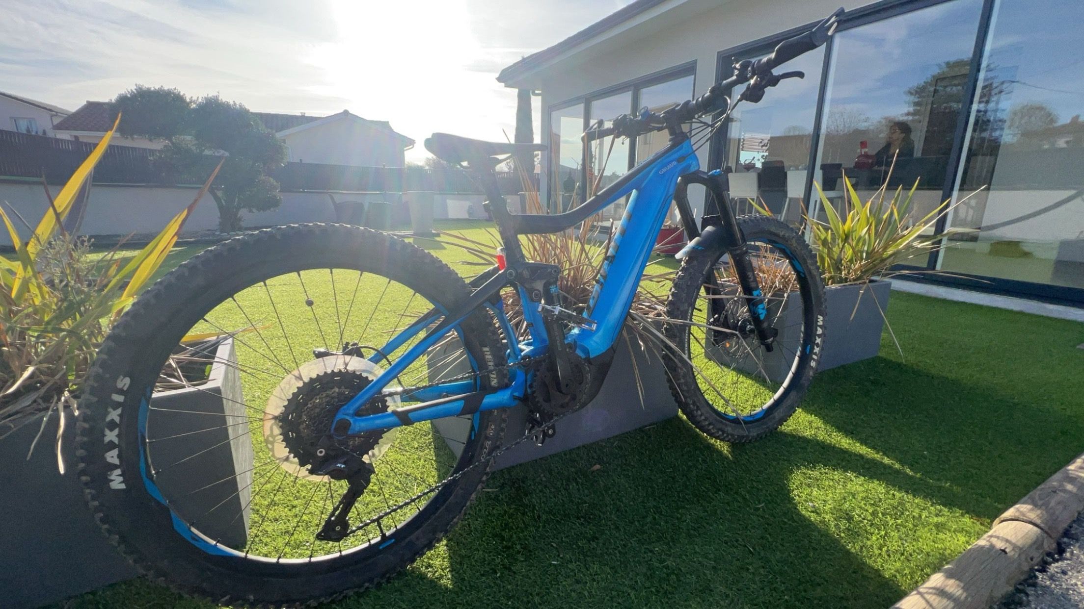 Giant trance 2019 e bike on sale