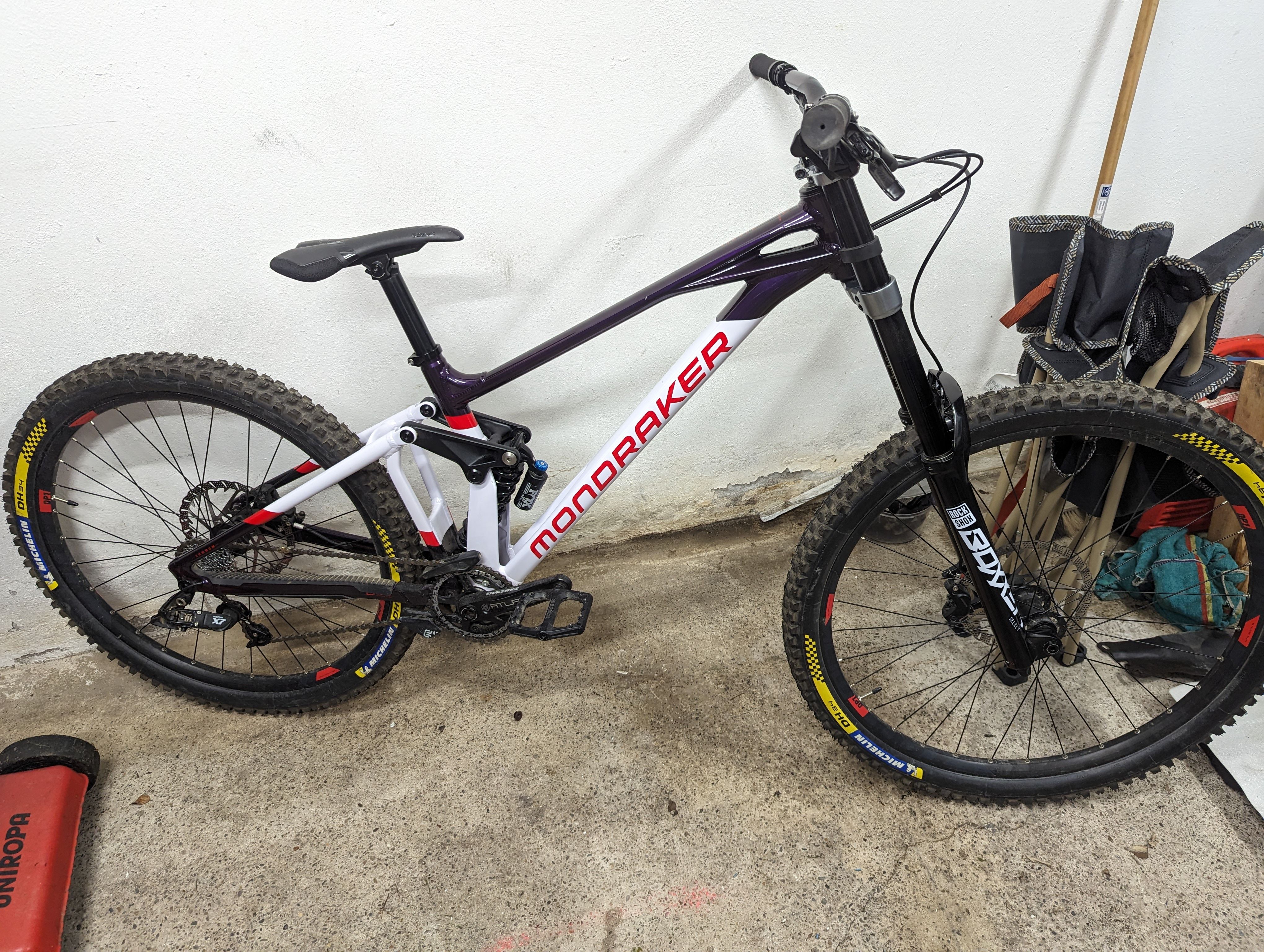 Vtt dh mondraker discount summum