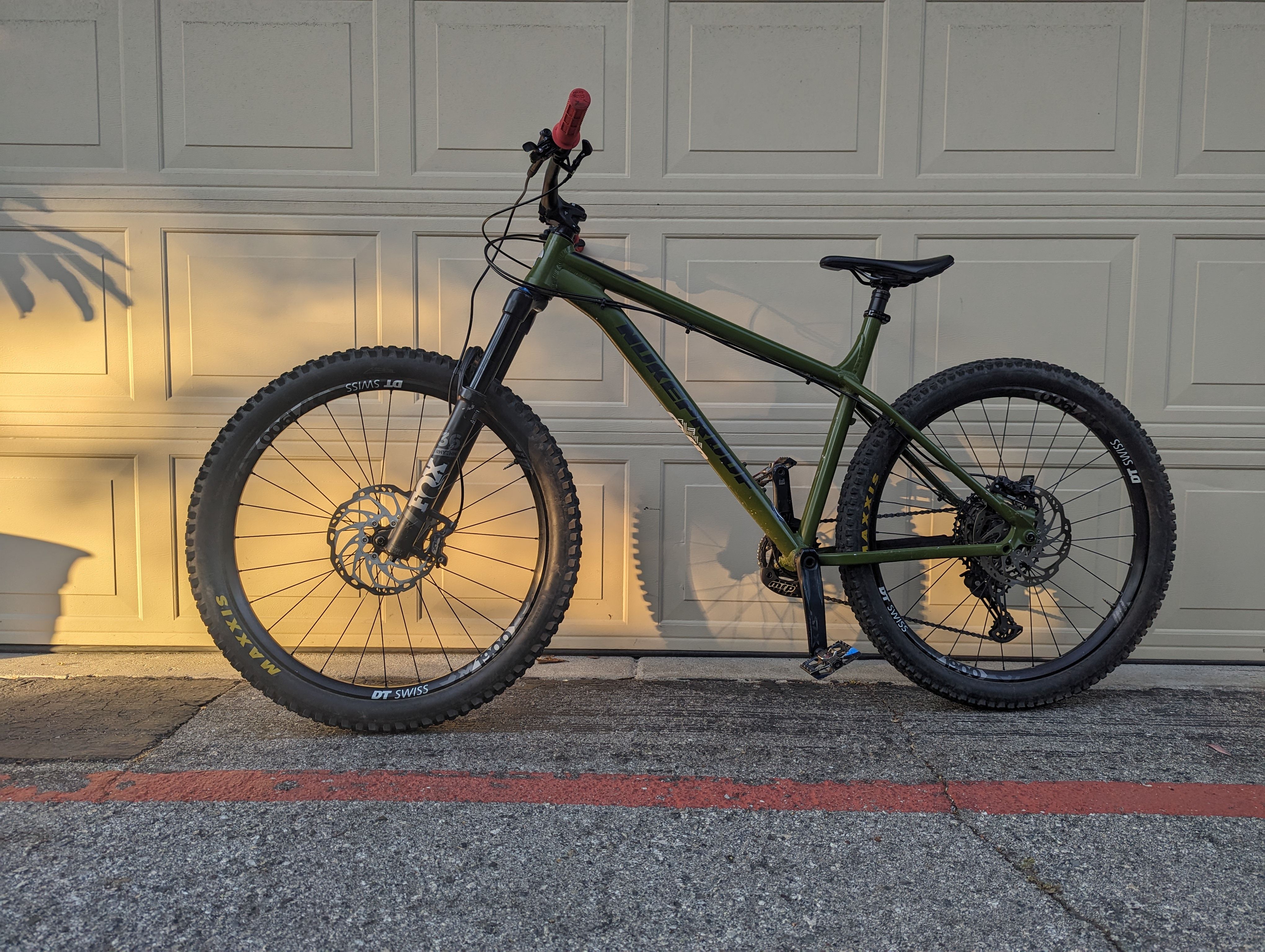 Nukeproof Scout 275 Expert used in XL buycycle USA