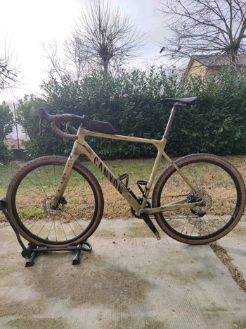 Used Canyon Grizl 7 1by 2022 Road & Gravel, Green — image 1 of 13