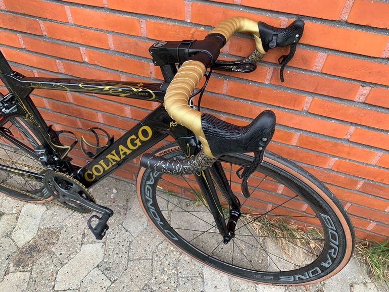 Colnago concept cheap black gold