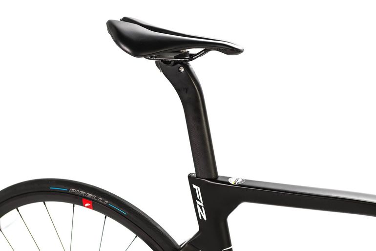 Used Pinarello Dogma F12 2021 Road & Gravel — image 11 of 14