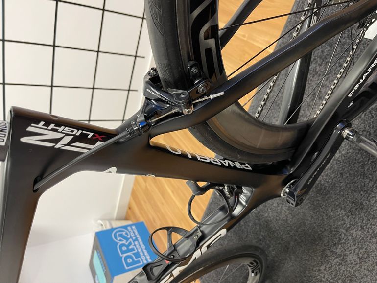 Used Pinarello Dogma F12 Xlight 2020 Road & Gravel, Black — image 4 of 7