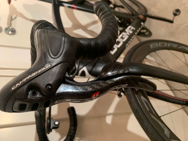 Used Pinarello DOGMA F8 (57.5) 2016 Road & Gravel, Black — image 4 of 11