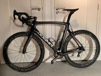 Used Pinarello DOGMA F8 (57.5) 2016 Road & Gravel, Black — image 2 of 11