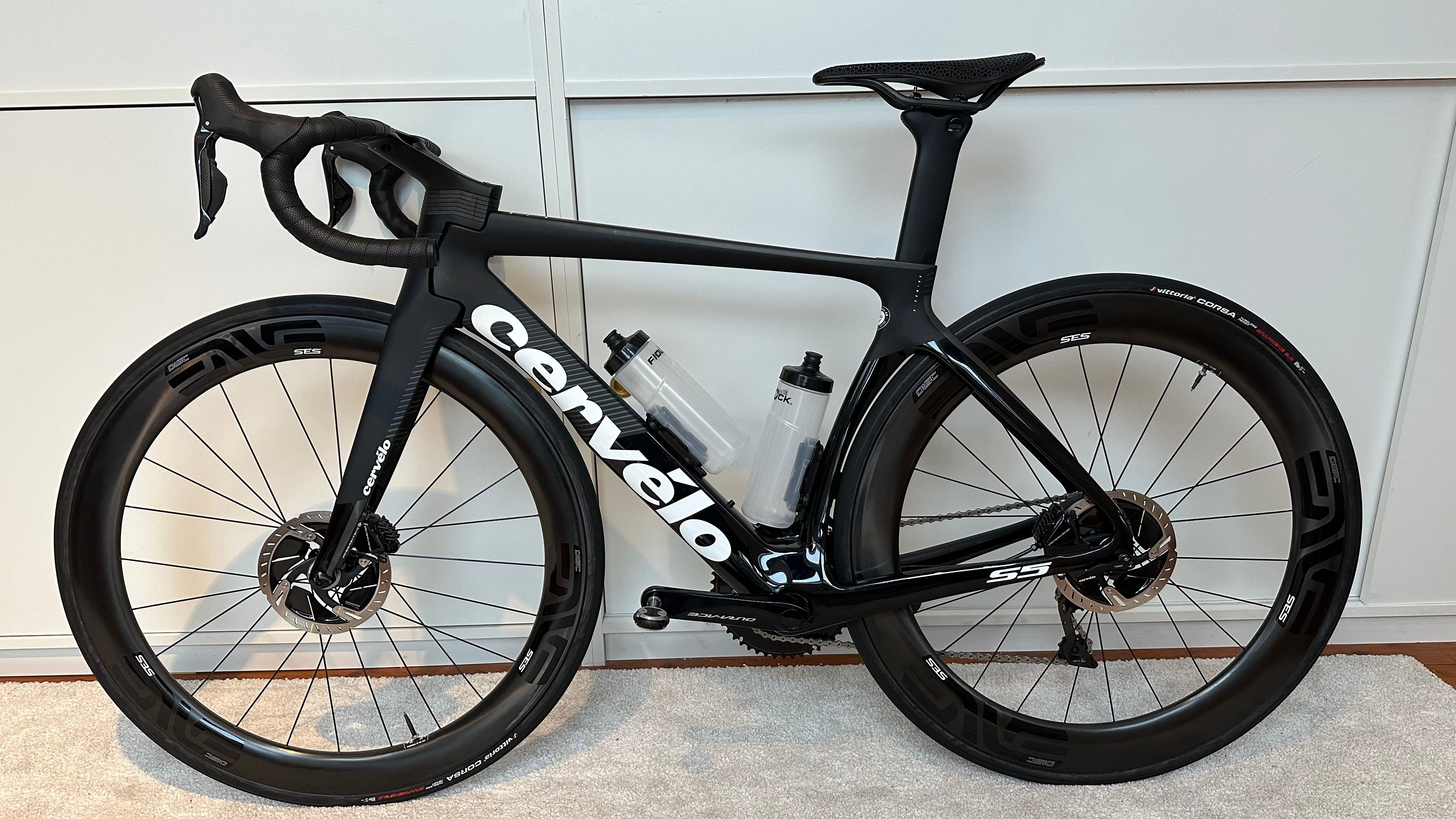 Cerv lo S5 Dura Ace Di2 Disc