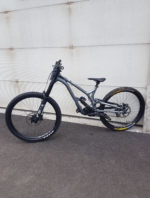 Commencal supreme dh cheap 27.5