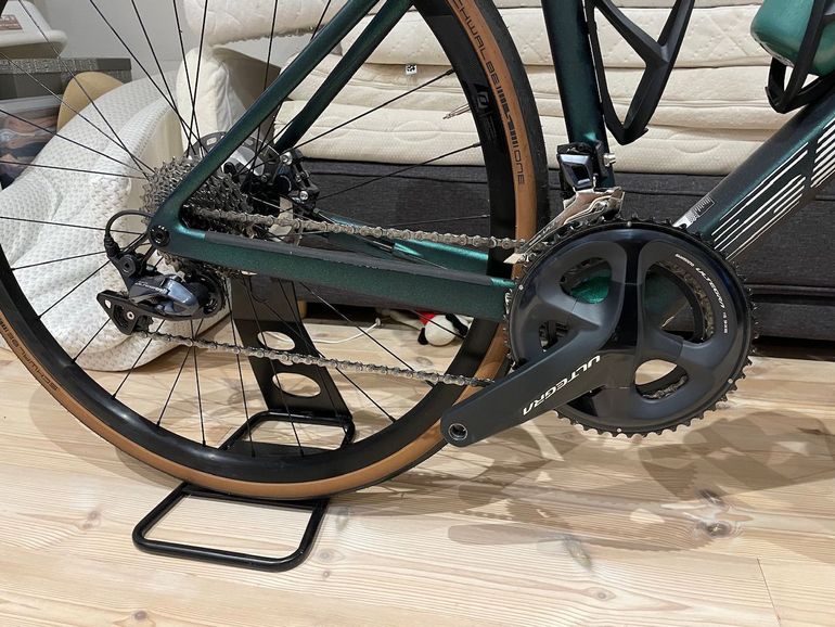 Used Scott Addict 20 disc 2022 Road & Gravel, Green — image 2 of 5