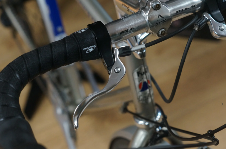 Used Fuji Touring 2013 Road & Gravel — image 3 of 9
