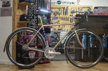 Used Fuji Touring 2013 Road & Gravel — image 1 of 9