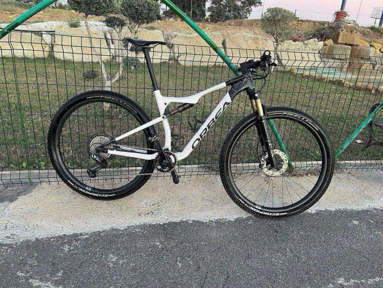 Orbea oiz m10 online blanca