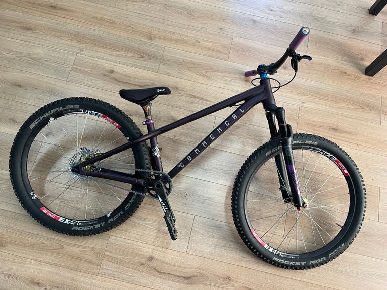 Used Commencal ABSOLUT 2023 Mountainbike, Purple — image 1 of 6