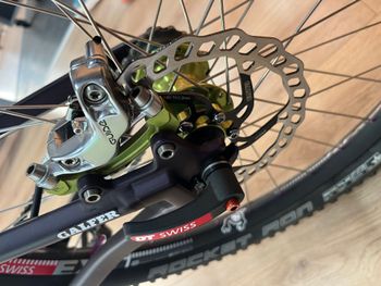 Used Commencal ABSOLUT 2023 Mountainbike, Purple — image 6 of 6