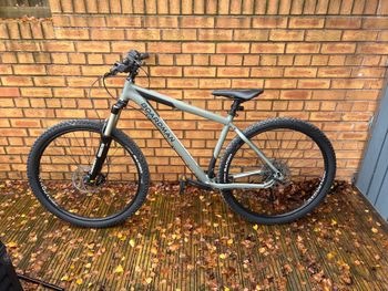 Used Boardman MHT 8.6 Grey/Green 2021 Mountainbike, Light Gray — image 1 of 4