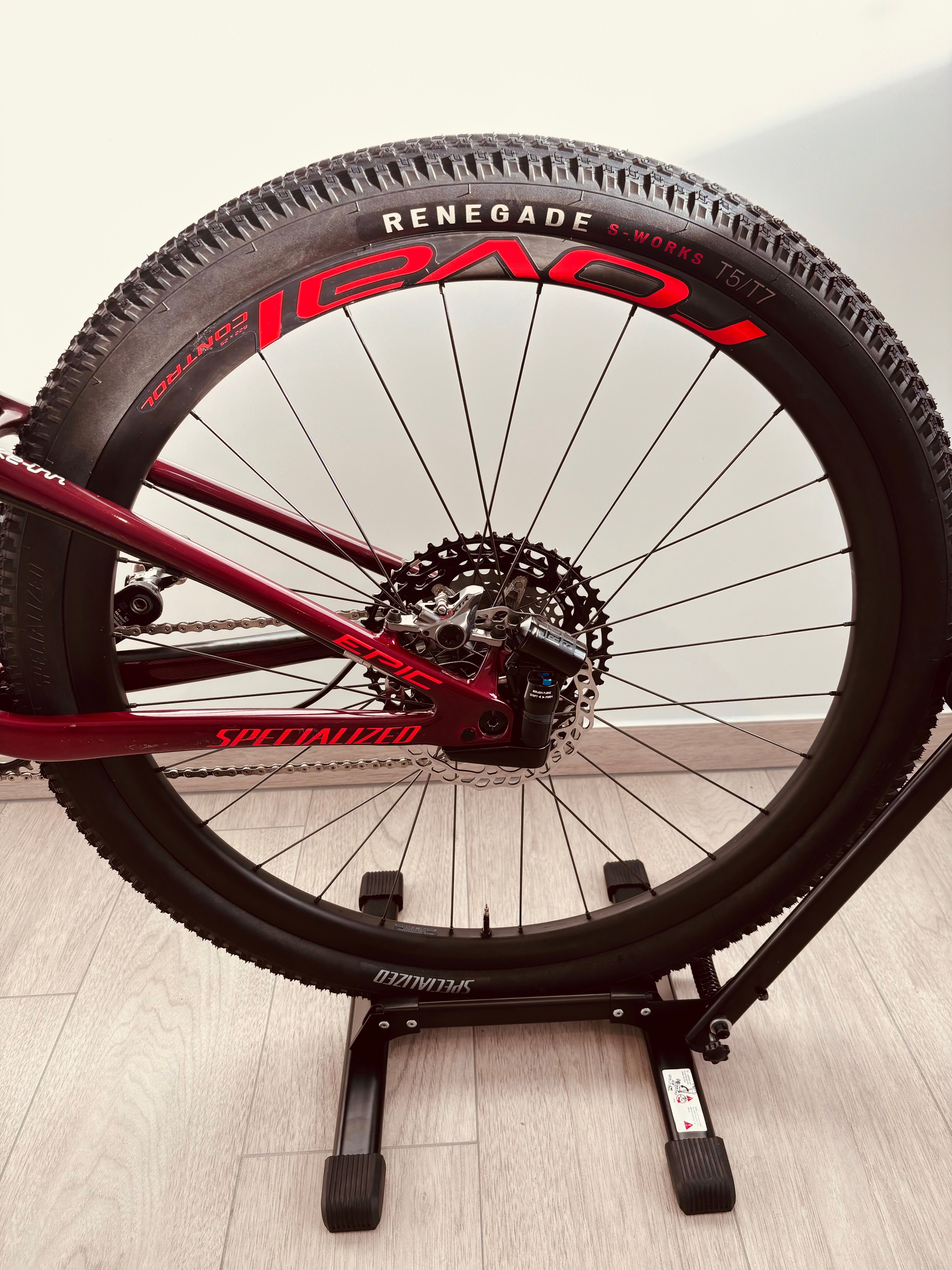 Specialized epic expert carbon deals 29 2020