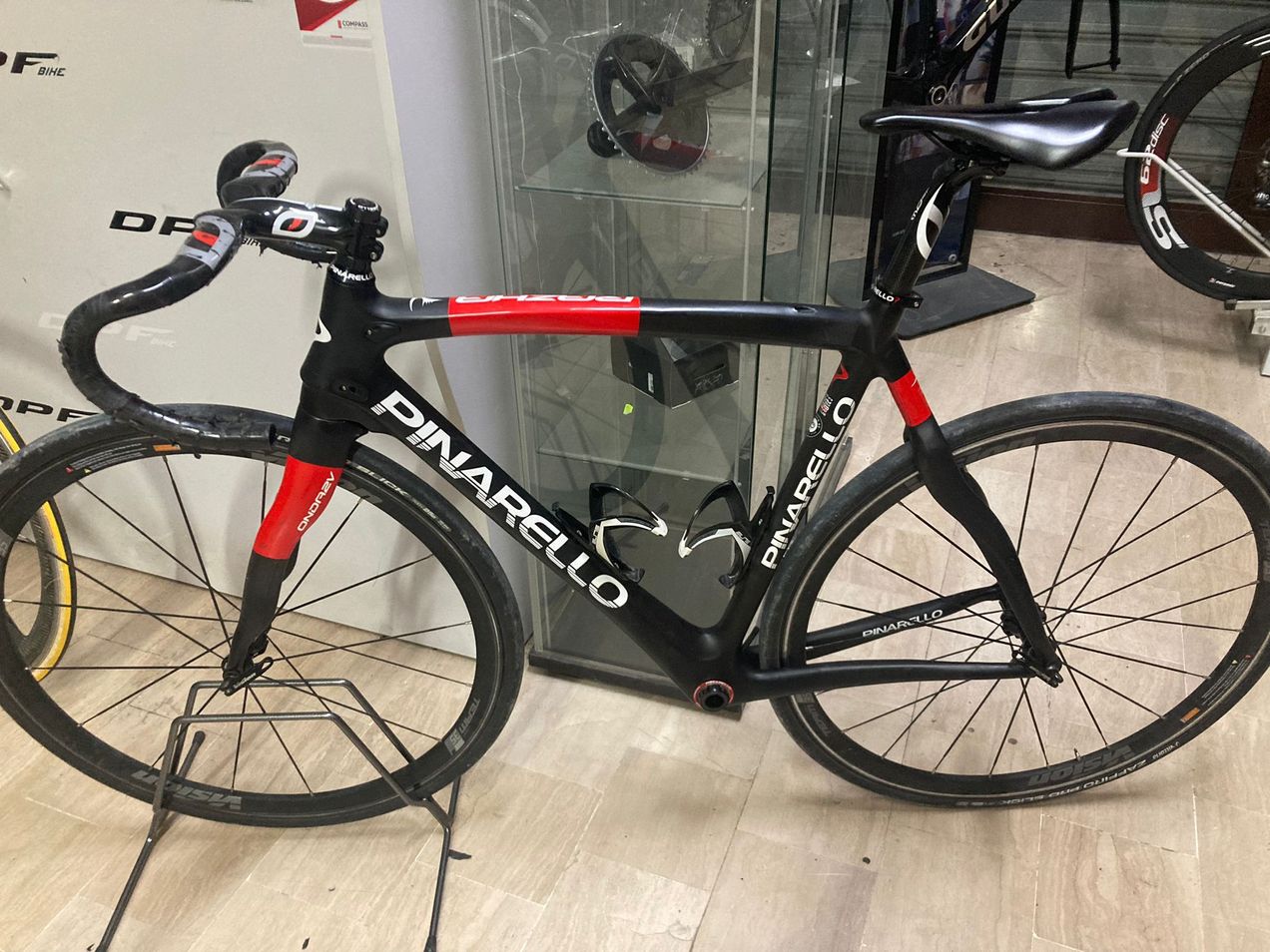 Pinarello RAZHA