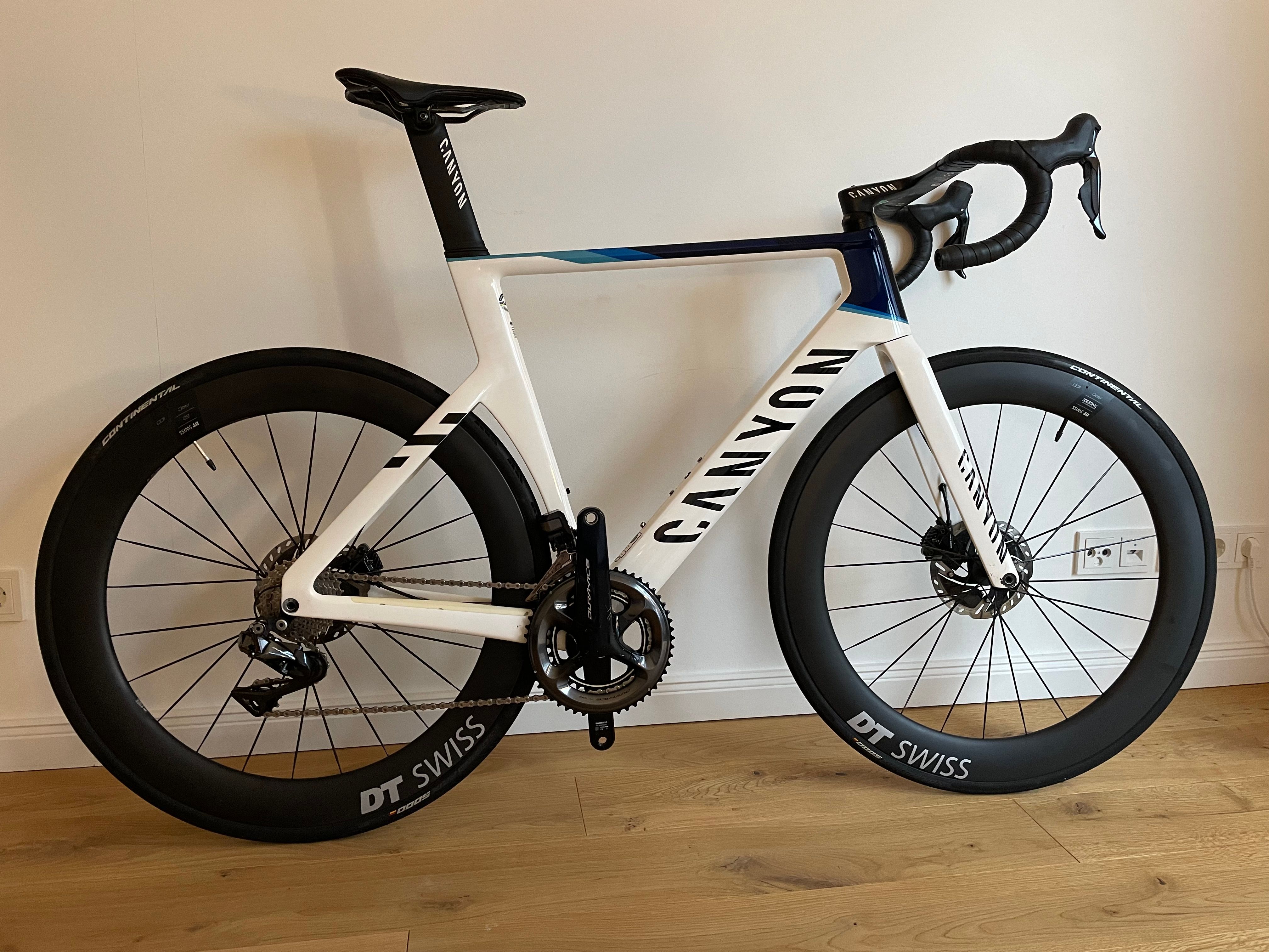 Canyon Aeroad CFR Disc Di2 used in L buycycle Ireland