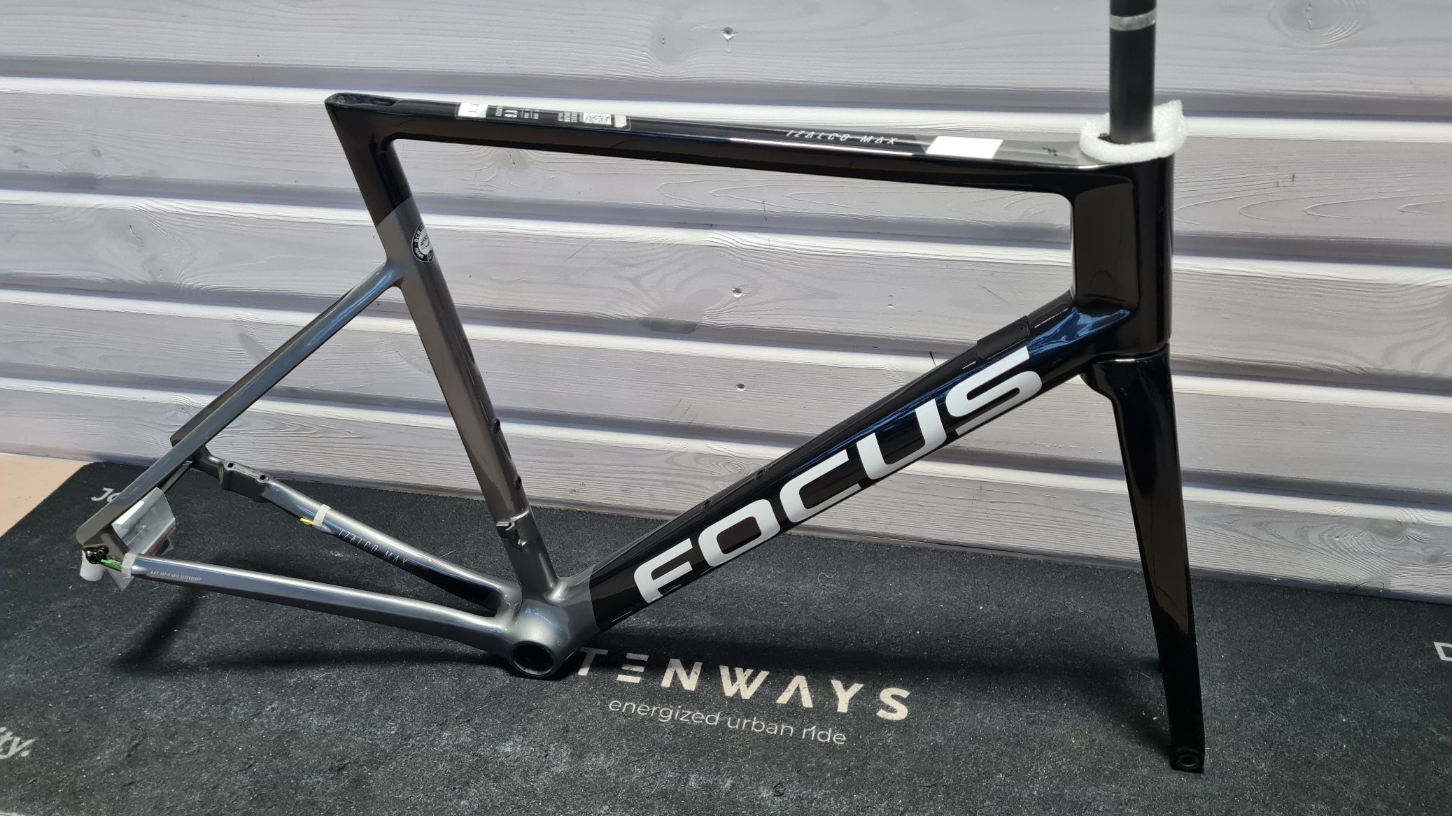 Focus deals izalco frameset