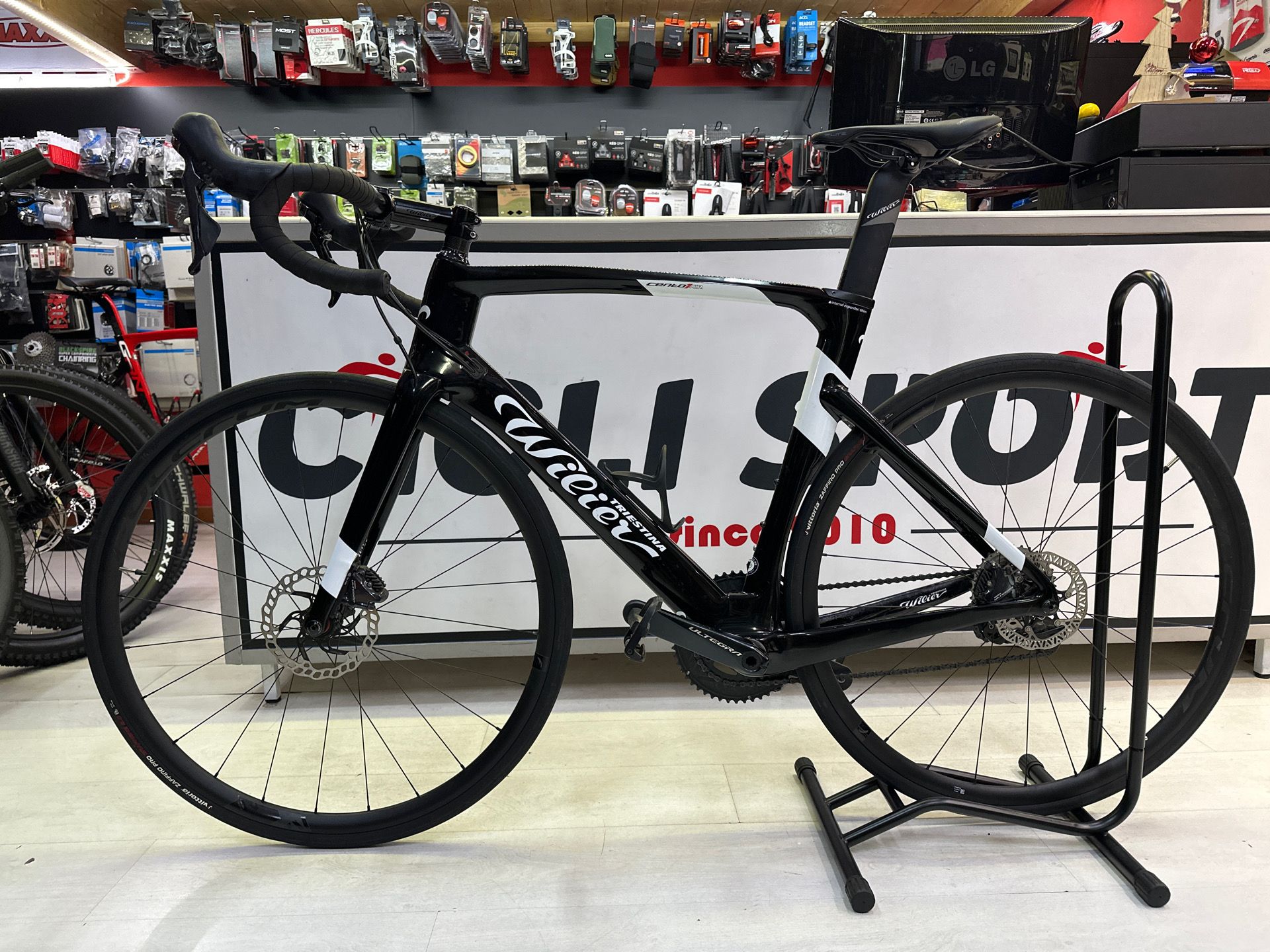 Wilier cento 1 air 105 hot sale