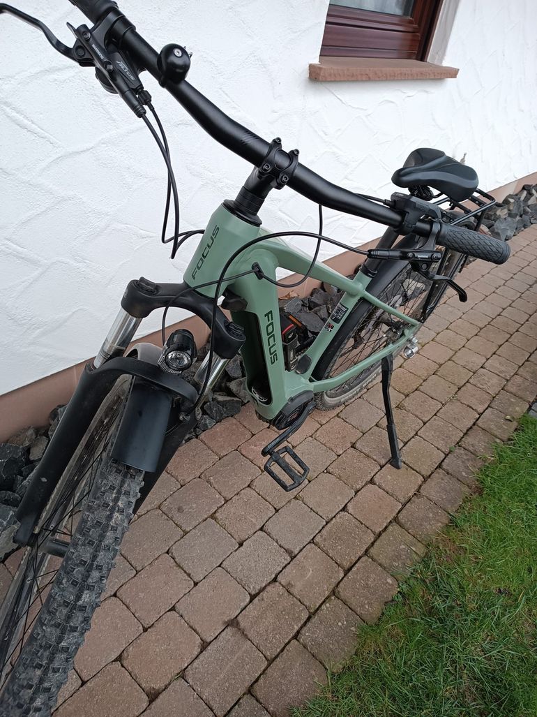 Used Focus Adventure 2 2020 Mountainbike, Verde — image 2 of 8