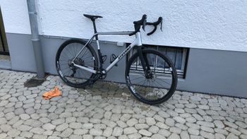 Used Stevens Camino Pro 2022 Road & Gravel, Light Gray — image 4 of 4