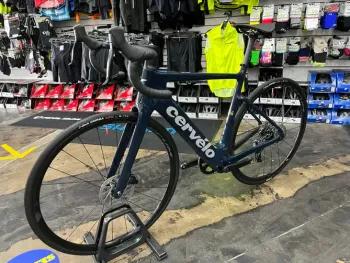Used Cervélo Rouvida Rival XPLR AXS 1 2024 Road & Gravel, Blau — image 2 of 10