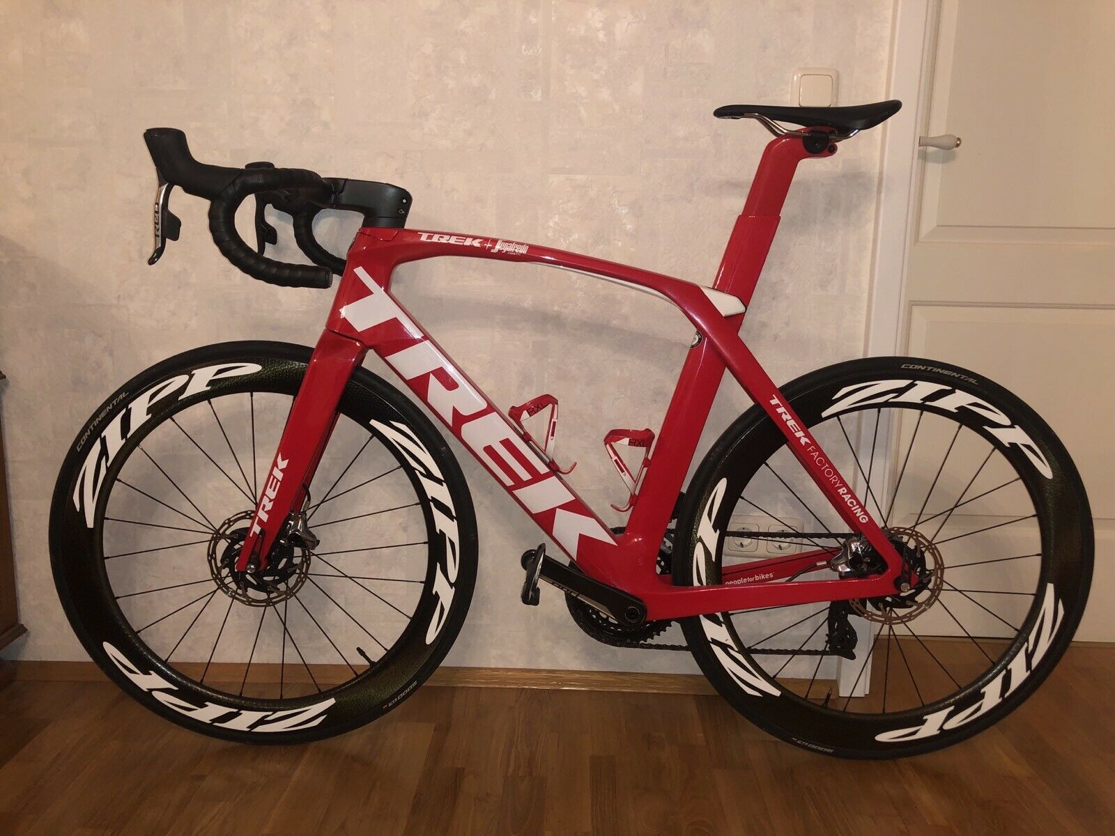 2019 madone best sale slr 6 disc