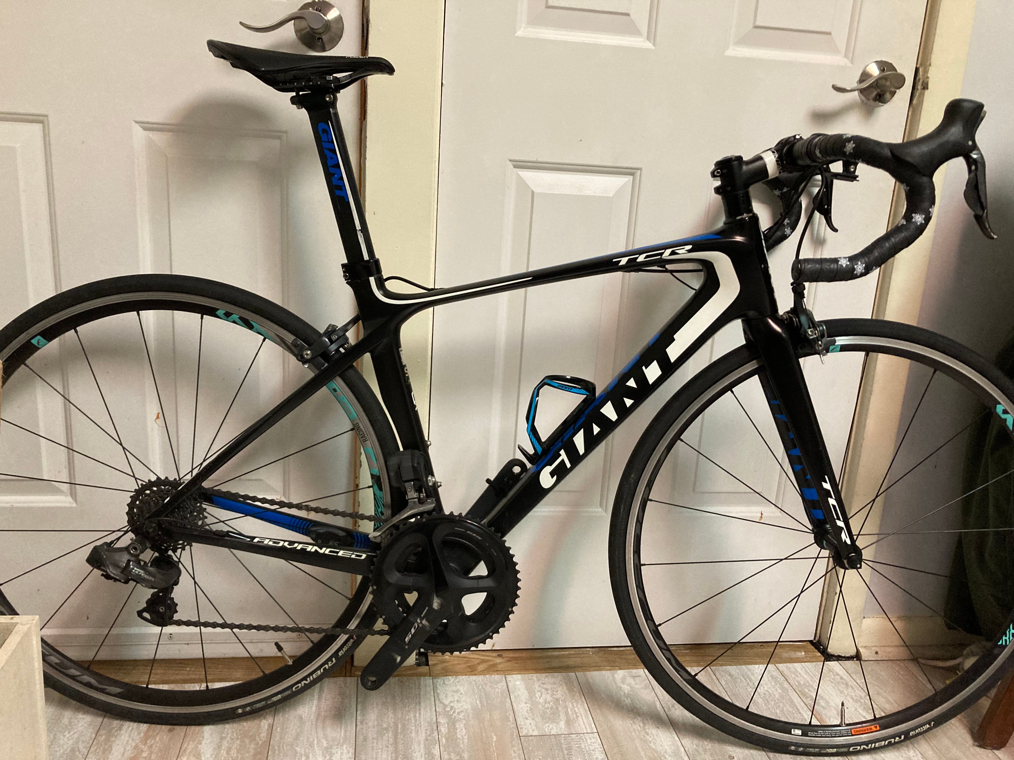 Giant TCR Advanced 0 used in S buycycle