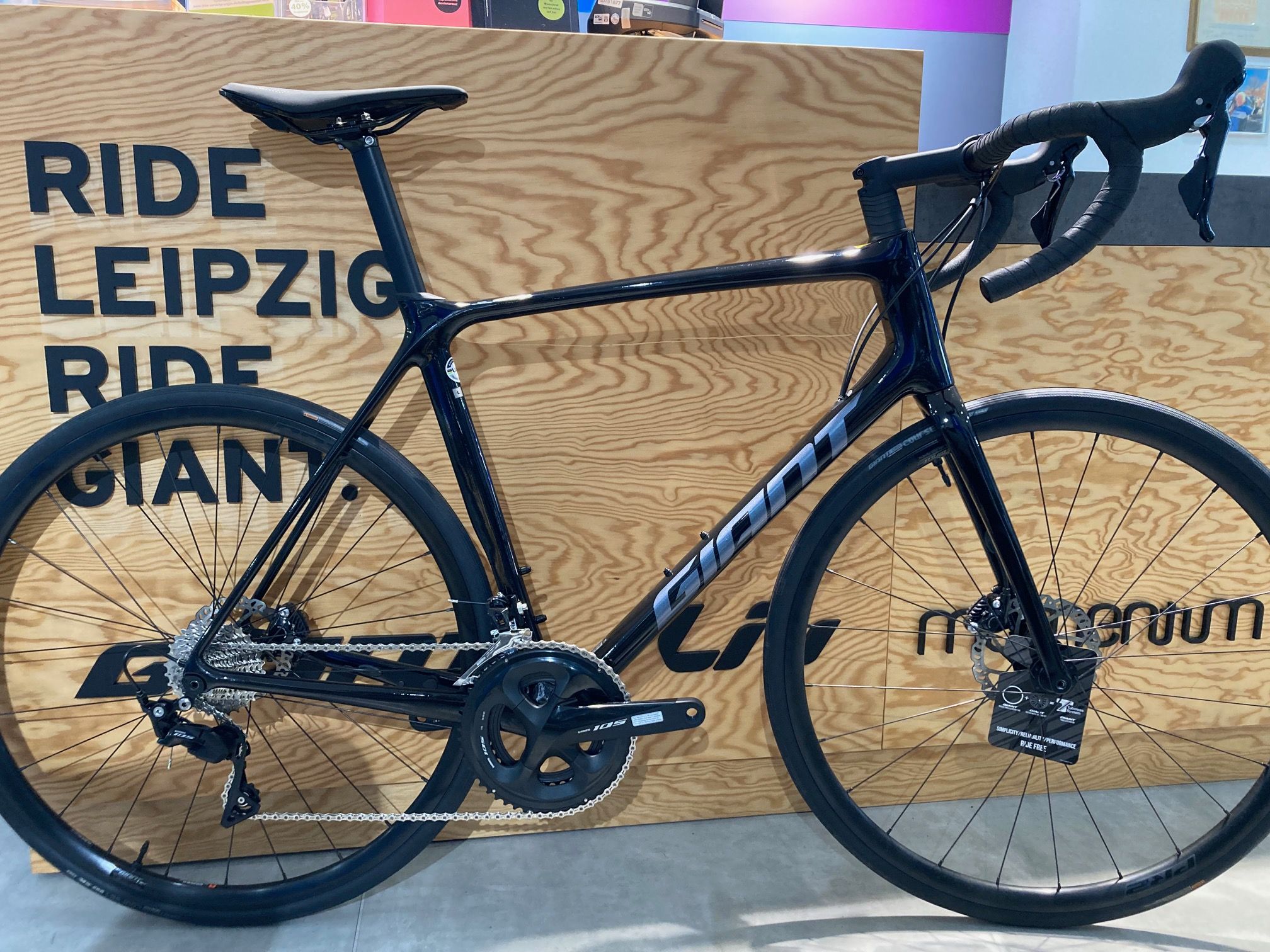 Giant tcr advanced 2 on sale disc pro compact