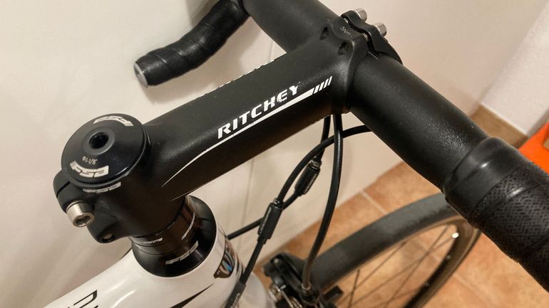 Used Berria Falcon 2.2 2017 Road & Gravel, White — image 4 of 5