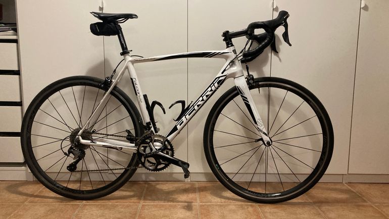 Used Berria Falcon 2.2 2017 Road & Gravel, White — image 1 of 5