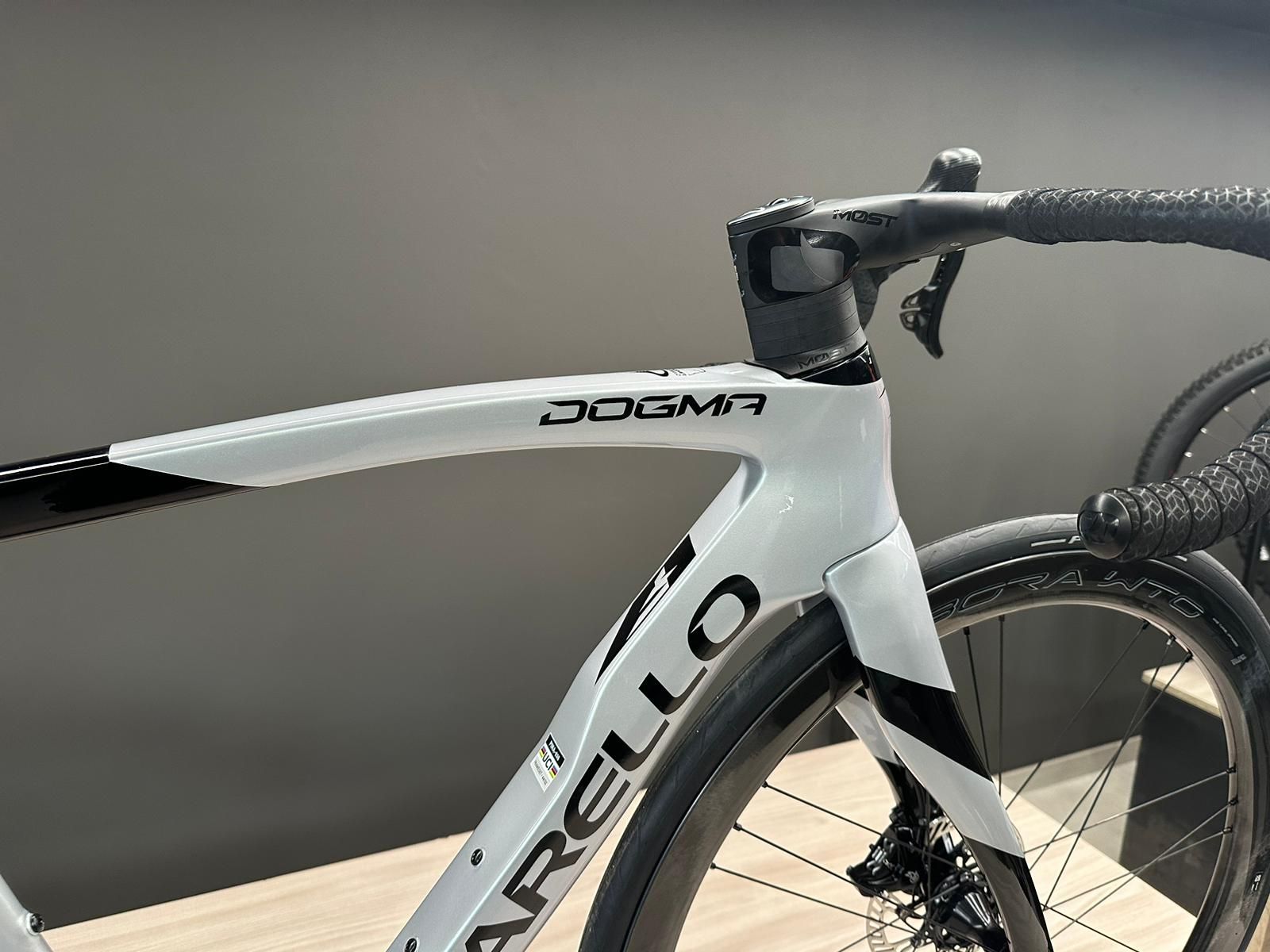 Pinarello dogma f12 osium white hot sale