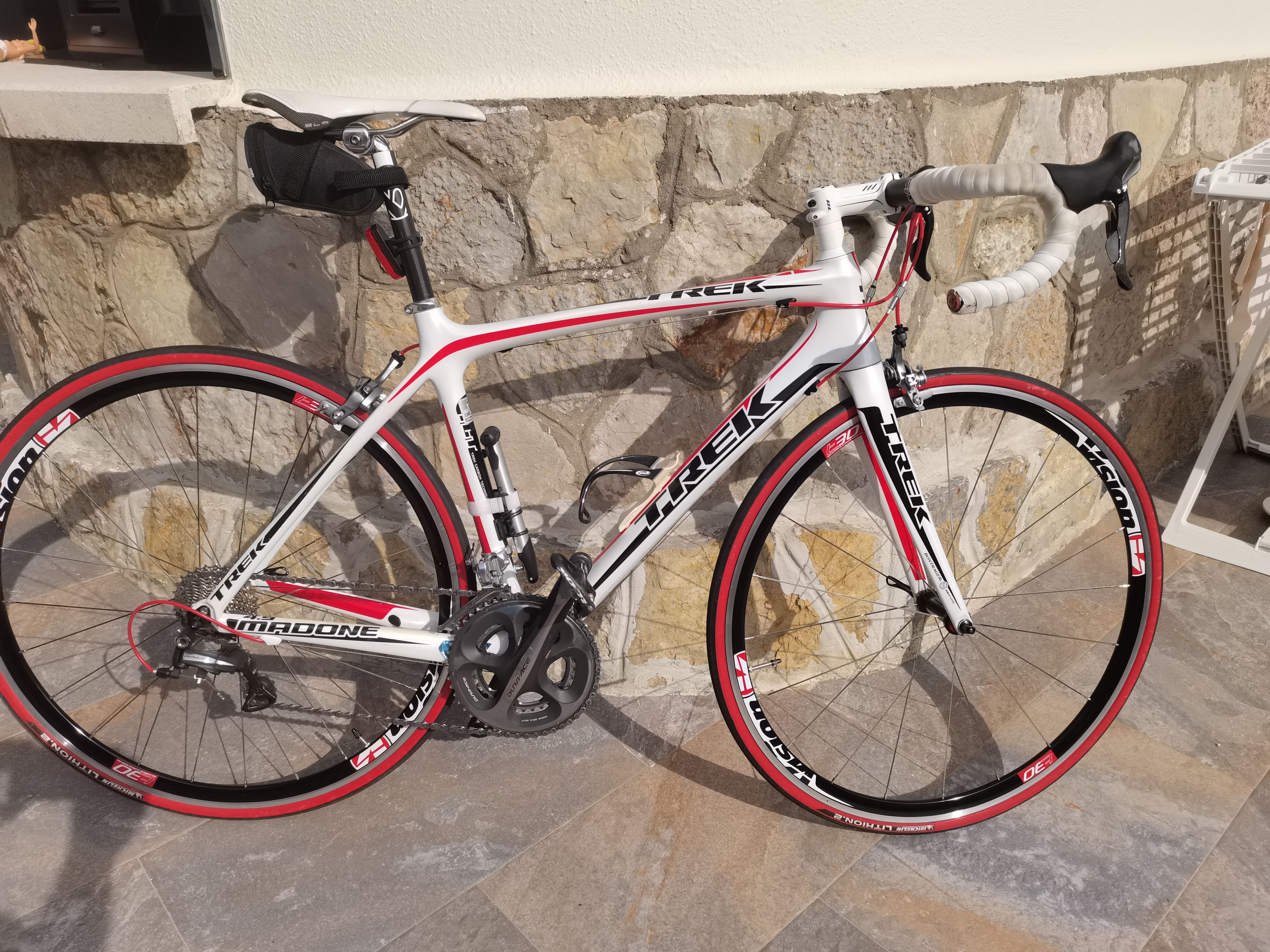 Trek hot sale madone 4.9