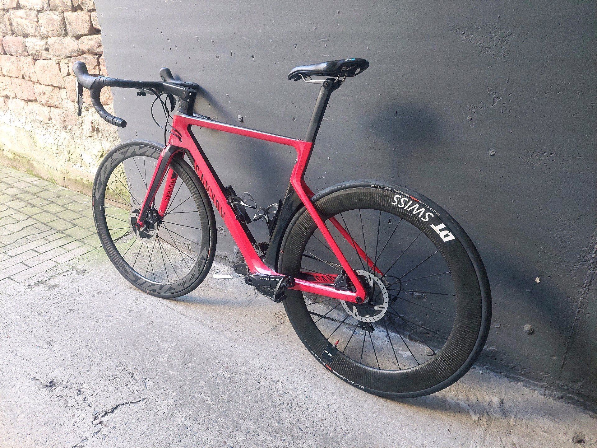 Canyon aeroad cheap 2018 disc