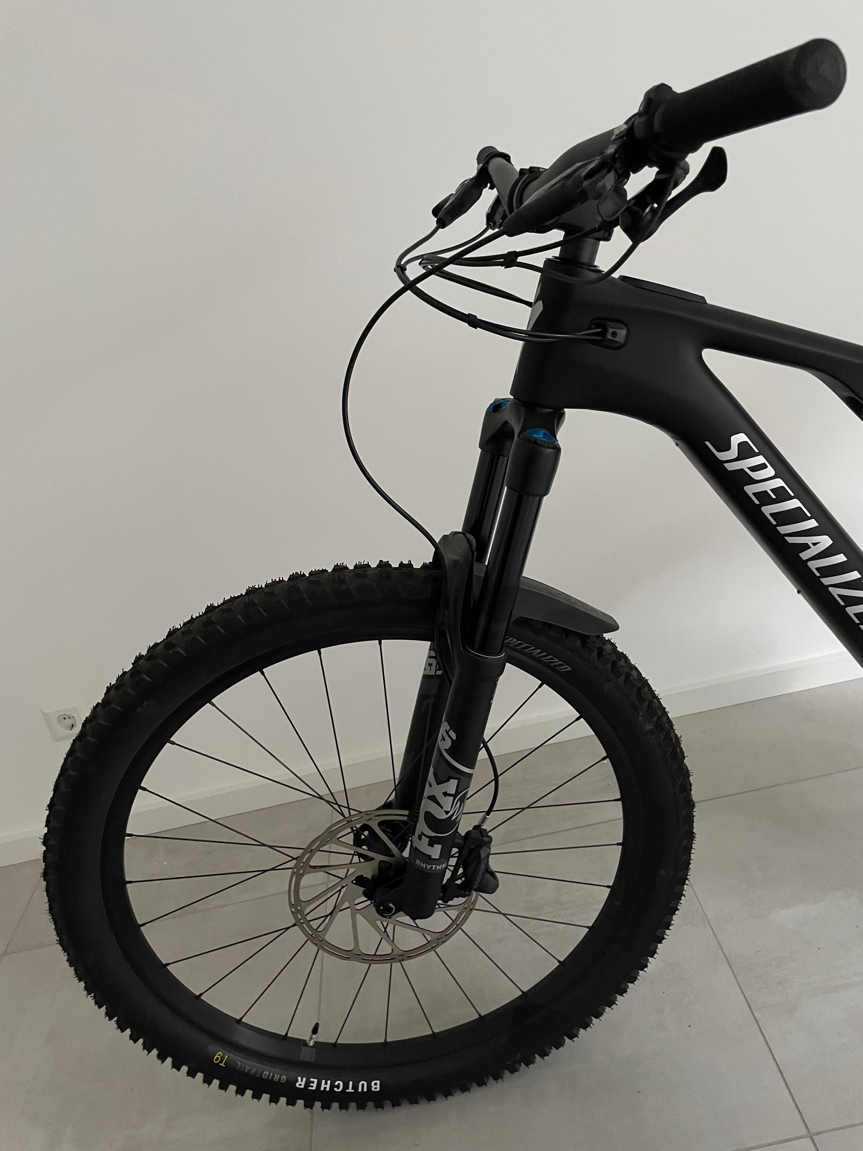 Levo comp outlet carbon 2019