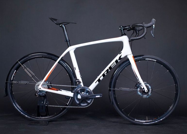 2017 trek domane sales slr 7