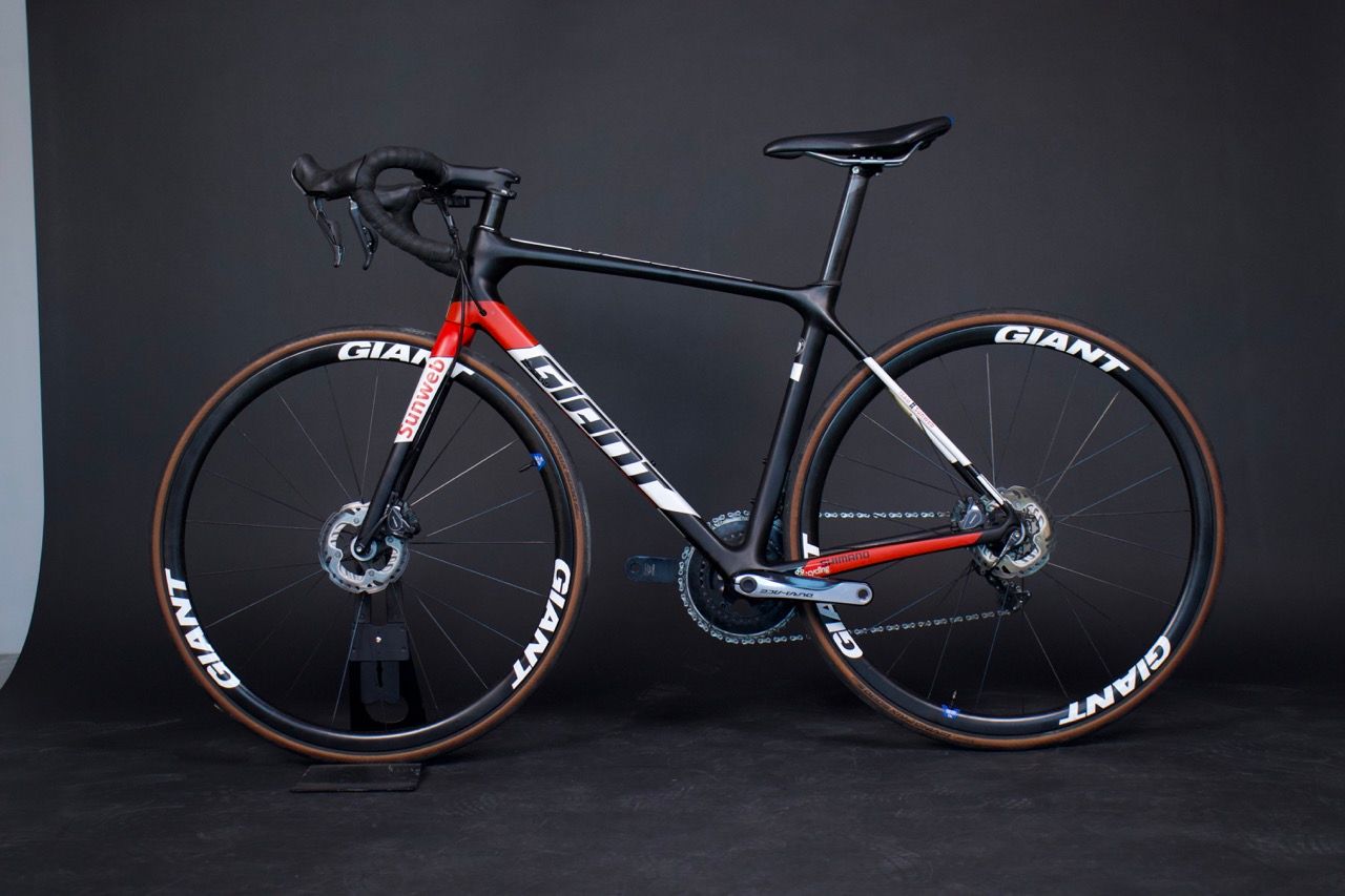 Giant TCR Advanced Pro 0 Disc used in S buycycle